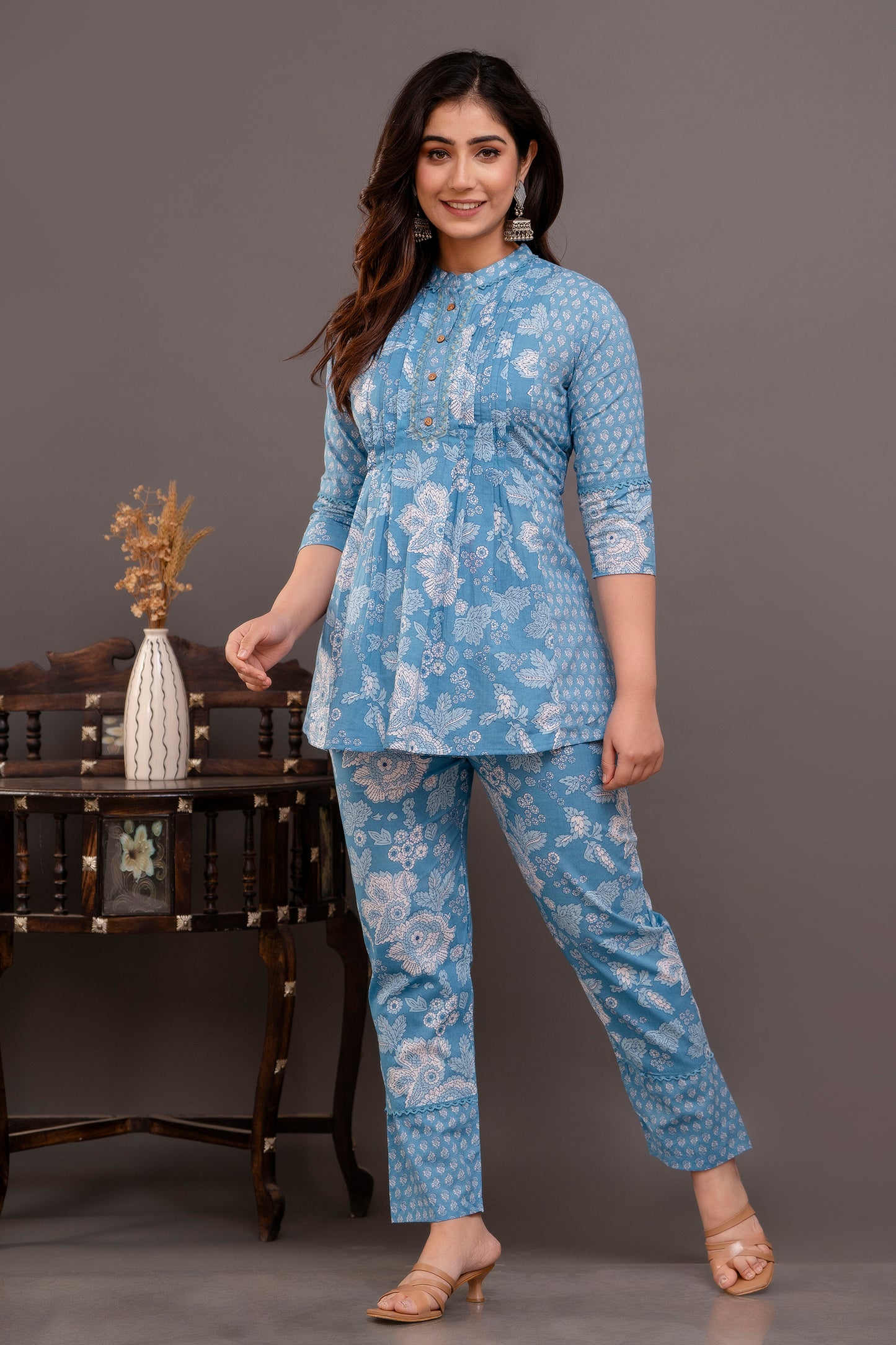 Women Coral Floral Printed Coord Set