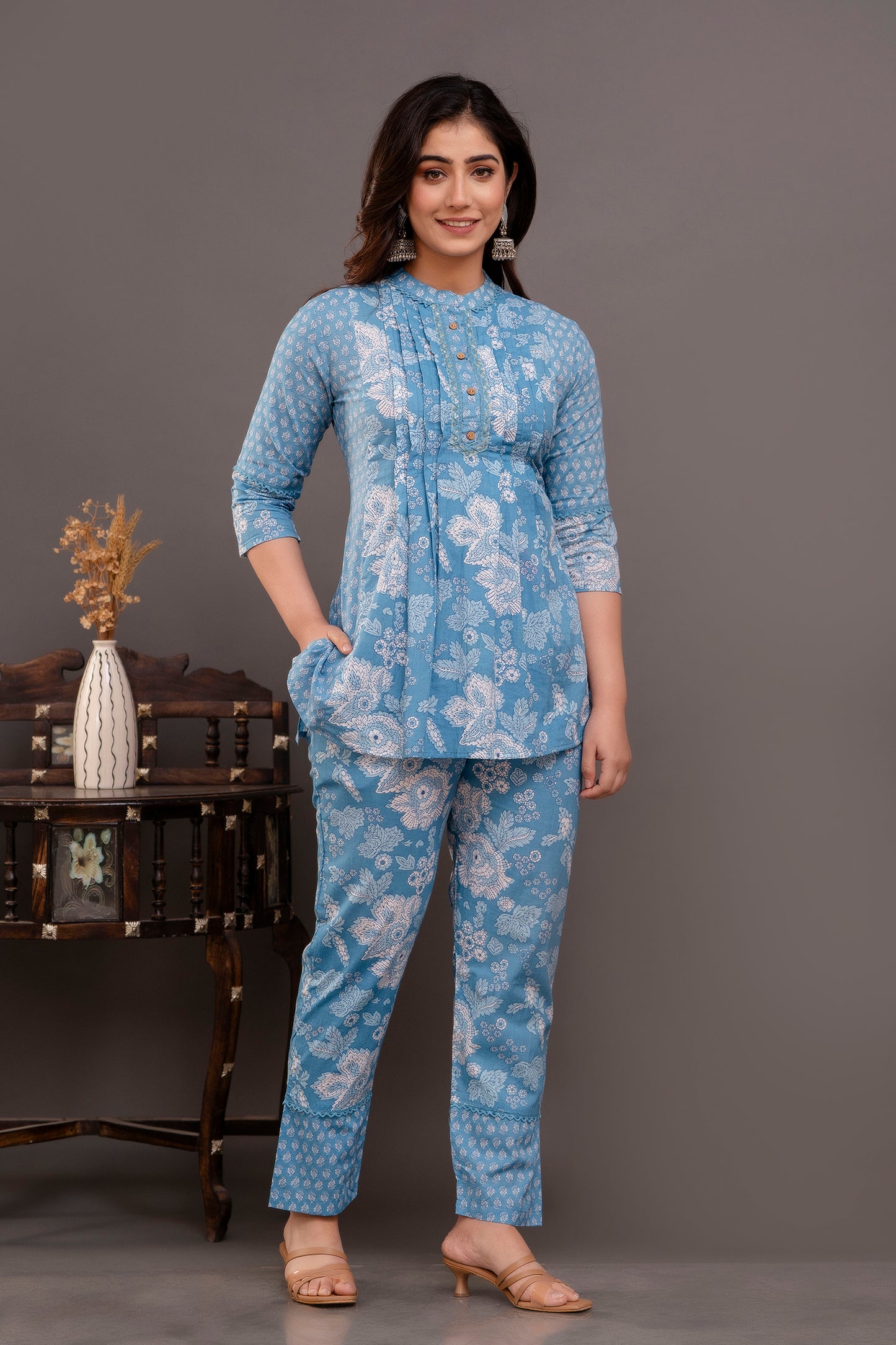 Women Coral Floral Printed Coord Set